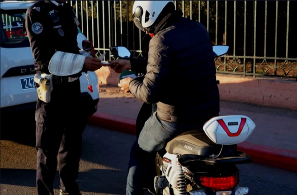 رئيس الحكومة يوقف مؤقتا حملة مراقبة الدراجات النارية ويمنح مهلة للسائقين