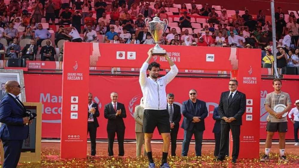 الإيطالي ماتيو بيريتيني يتوج بدوري الحسن الثاني للتنس بمراكش