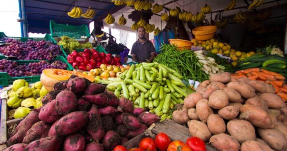 فجوة الأسعار بين الجملة والتقسيط تثير الجدل رغم وفرة الخضر في الأسواق