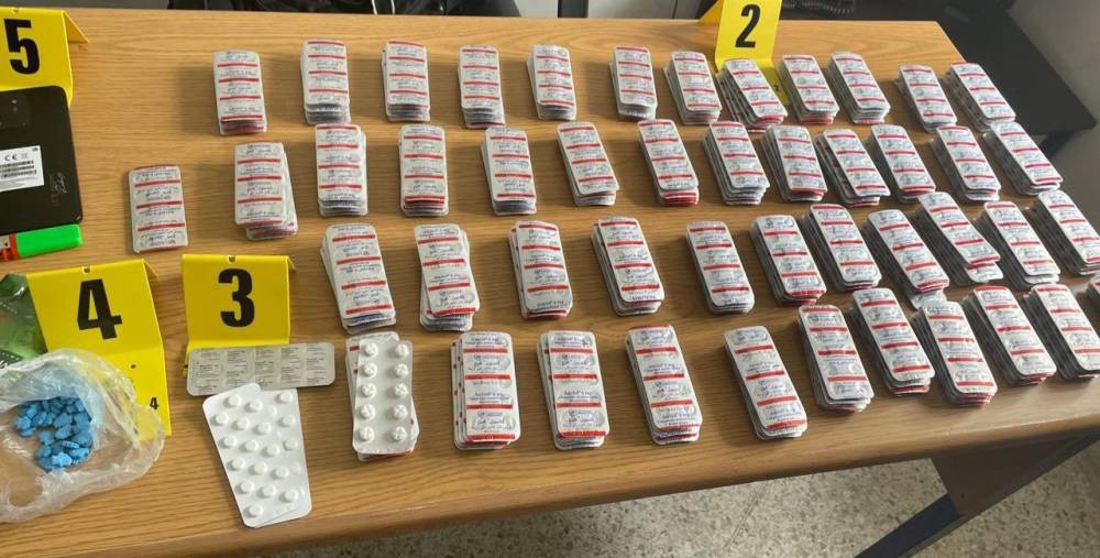 توقيف مروج للمخدرات بضواحي تيفلت وحجز أزيد من  2415 قرص مهلوس