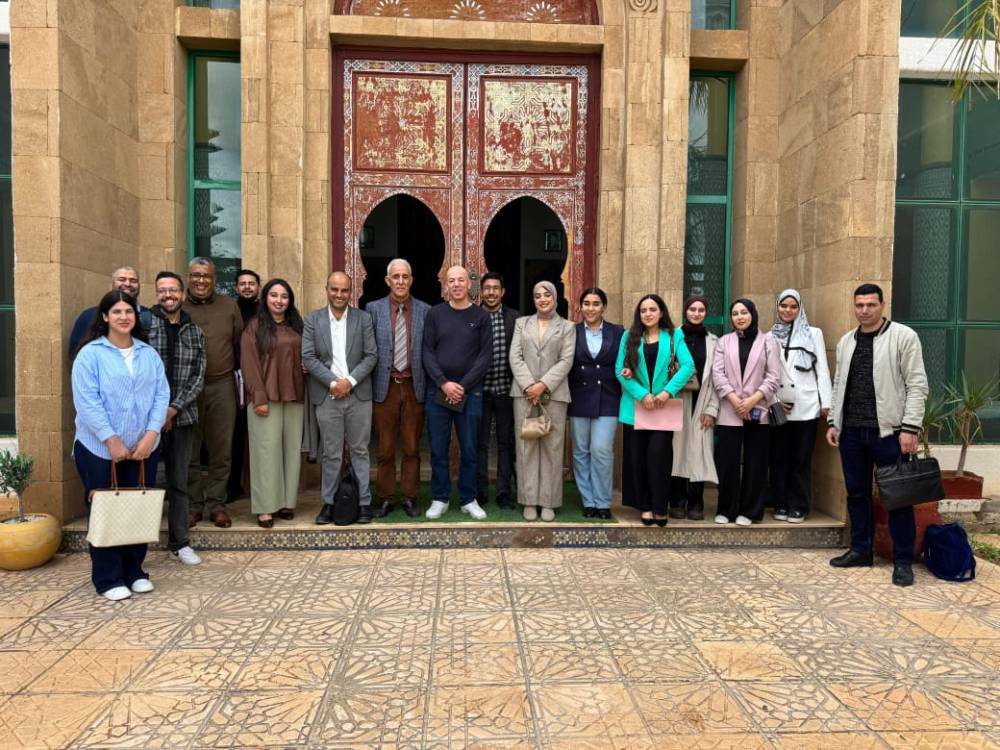 طلبة ماستر التميز الصحافة والاعلام الرقمي يناظرون حول مشاركة الشباب في الحياة العامة وبناء السياسات