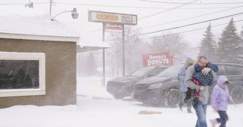 عاصفة ثلجية قوية مرتقبة في العديد من الولايات الأمريكية