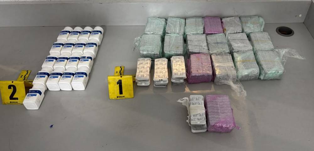 ميناء طنجة المتوسط.. إحباط تهريب أكثر من 14 ألف قرص مخدر وتوقيف سائق شاحنة قادمة من إسبانيا