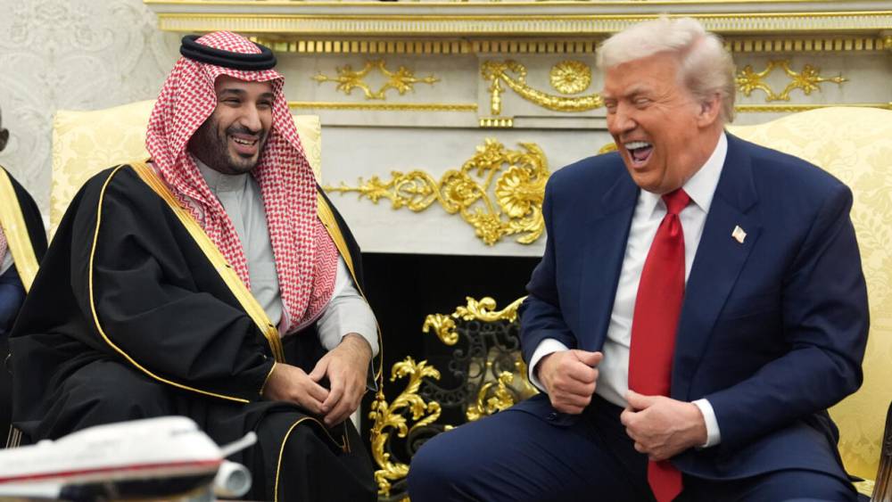 اتفاق نووي تاريخي بين أمريكا والسعودية يثير مخاوف من سباق تسلح في المنطقة