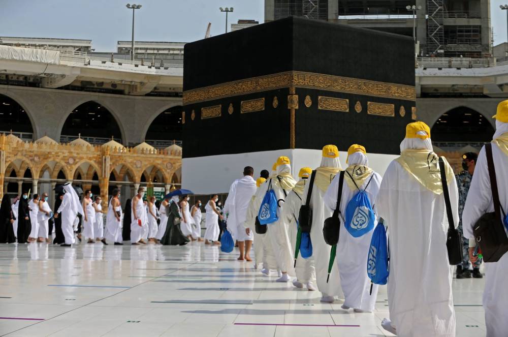 السعودية تحذر الحجاج بسبب درجات الحرارة
