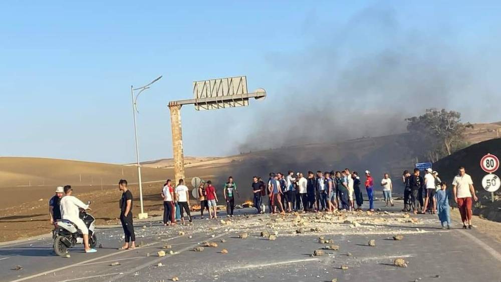 احتجاجات واسعة بالجزائر بسبب أزمة انقطاع المياه خلال عيد الأضحى