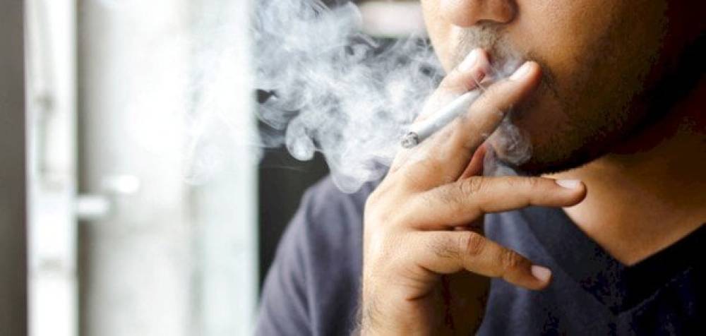 تدخين السجائر من بين أبرز العوامل المسببة لأمراض المسالك البولية