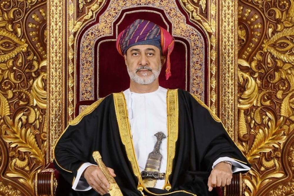 برقية تهنئة إلى جلالة الملك من سلطان عمان بمناسبة حلول عيد الفطر المبارك