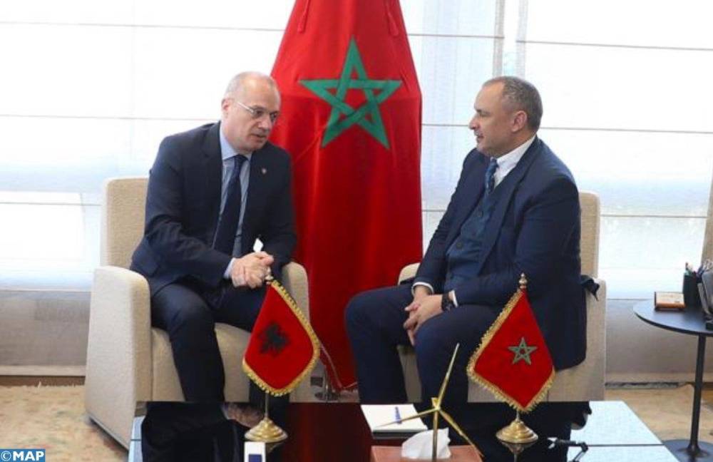 مباحثات مغربية-ألبانية حول تطوير التعاون الصناعي