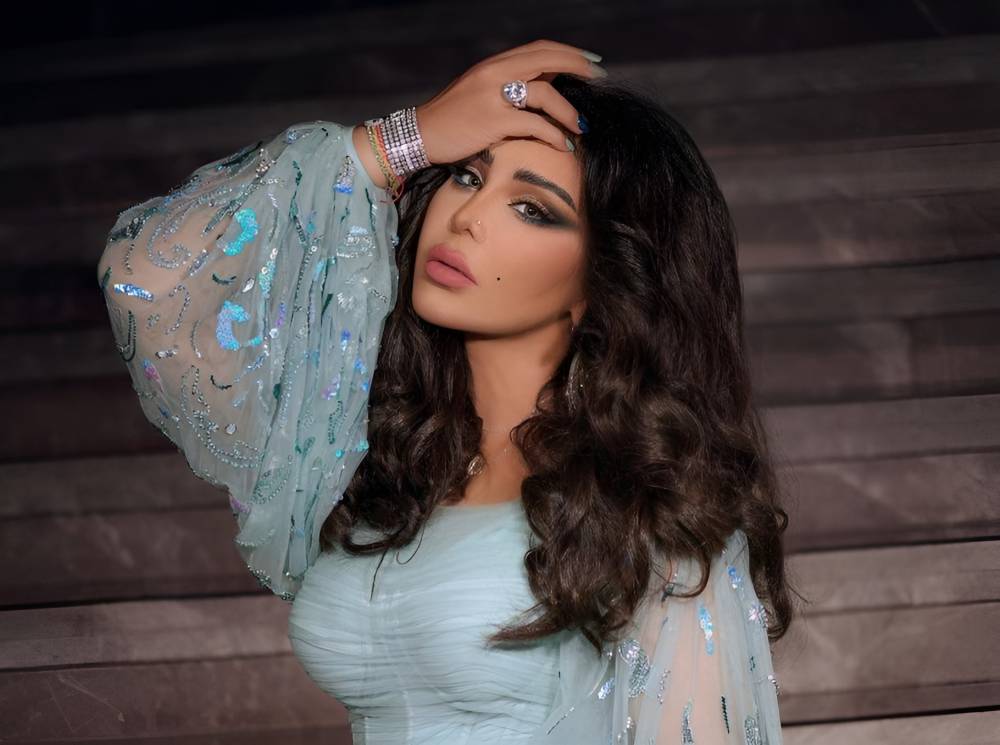 أحلام تعود إلى الكويت بعد غياب 7 سنوات