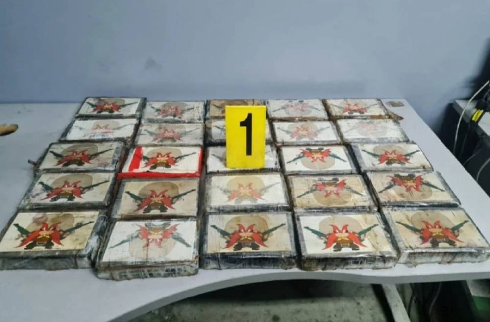طنجة.. فتح بحث قضائي لتحديد ظروف وملابسات محاولة تهريب شحنات من مخدر الكوكايين