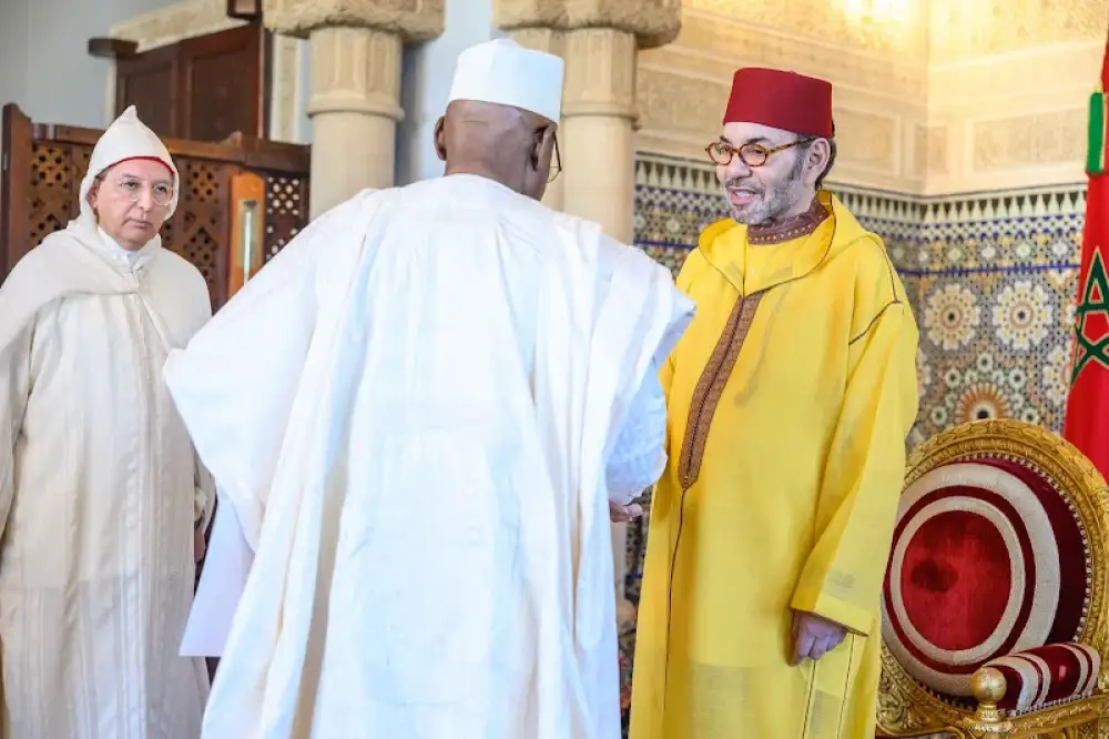 الملك محمد السادس يستقبل سفراء أجانب بالقصر الملكي بالرباط