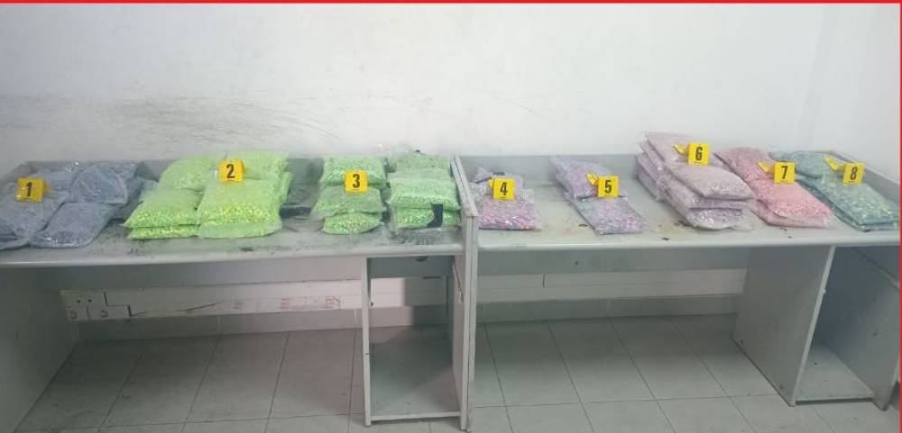 أمن ميناء طنجة يجهض محاولة لتهريب أزيد من 155 ألف قرصا مهلوسا من نوع “إكستازي”