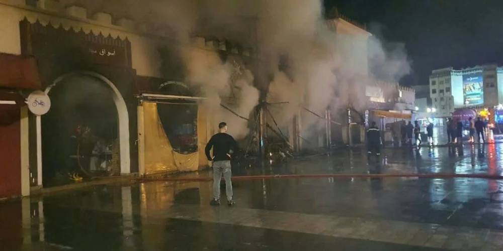 وجدة.. خسائر مادية كبيرة بعد احتراق 6 محلات بسوق طنجة