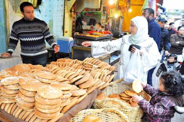 خطير.. مبيدات ومواد مسرطنة بالخبز الذي يتناوله المغاربة