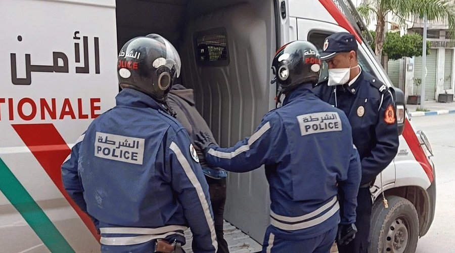وفاة وإصابات خطيرة خلال مواجهة عنيفة بين دورية أمنية وأشخاص يهددون حياة المارة بفاس