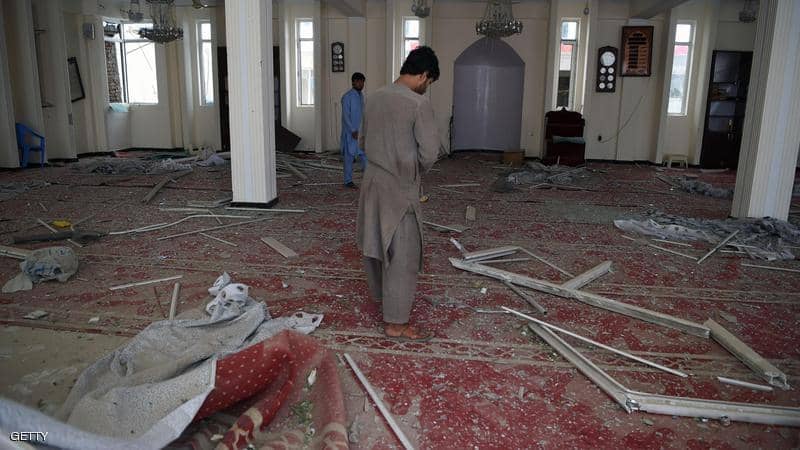 أفغانستان ... كابول تستقبل ثاني أيام العيد بانفجار داخل مسجد أثناء صلاة الجمعة