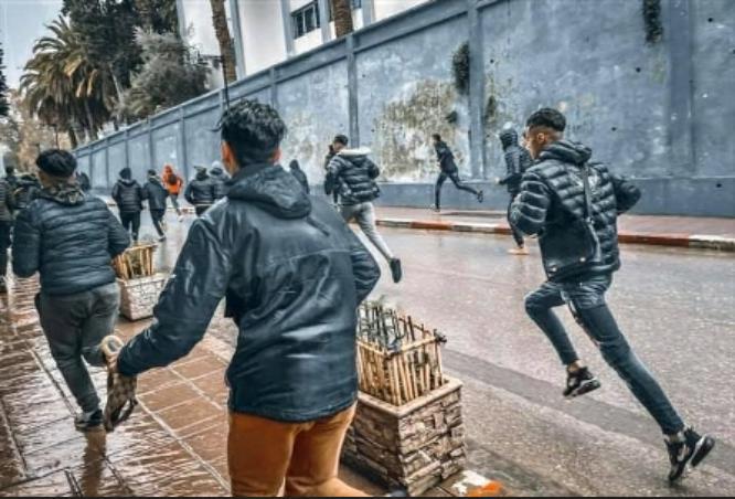 أحداث شغب في الدار البيضاء واعتقال 38 شخصا من مشجعي الكرة